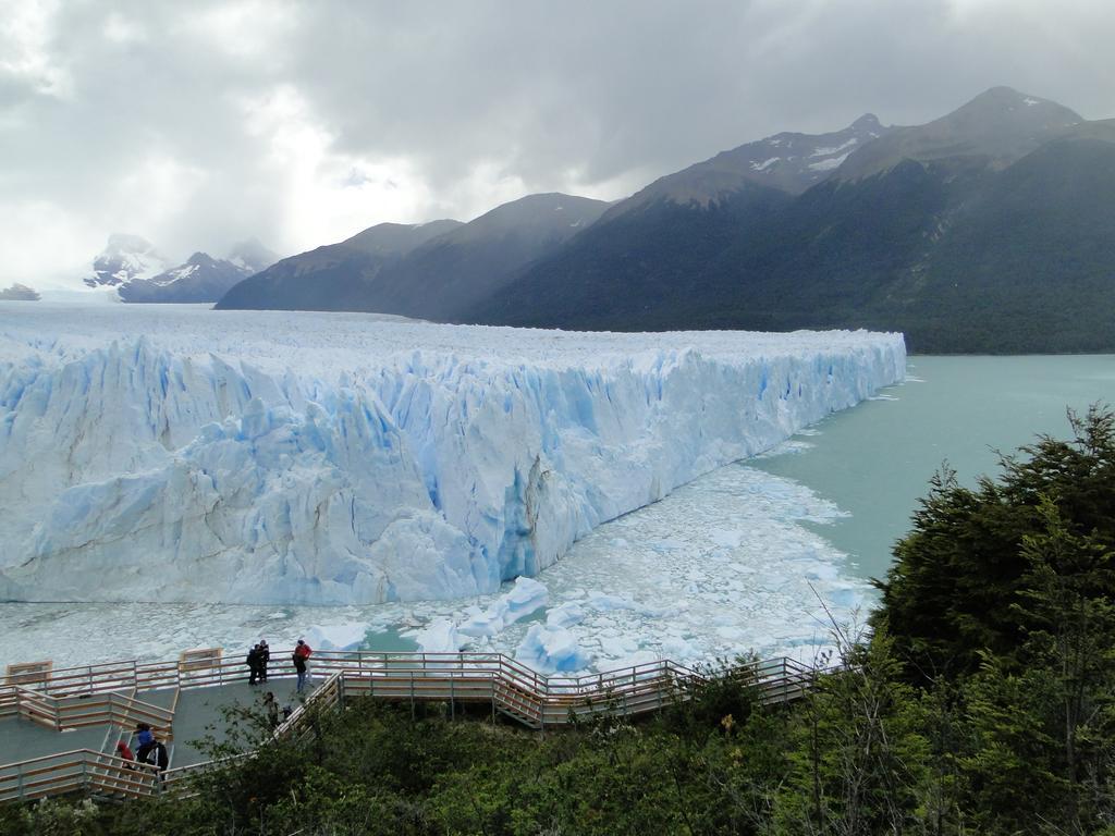 Altos Del Lago Departamentos El Calafate Camera foto